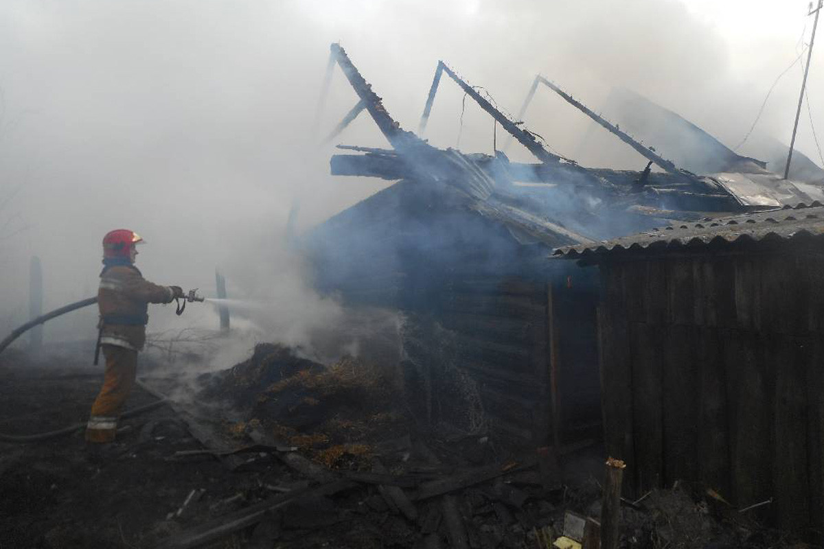 Пожар в деревне Сосновое.