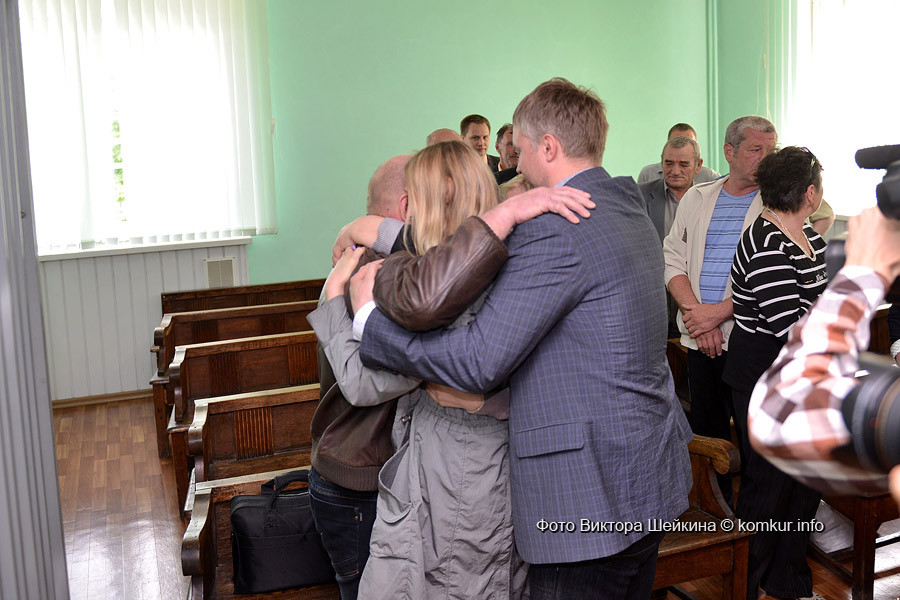 Экс-директор ОАО «ФанДОК» Владимир Майко освобожден из-под стражи в зале суда Экс-директор ОАО «ФанДОК» Владимир Майко освобожден из-под стражи в зале суда