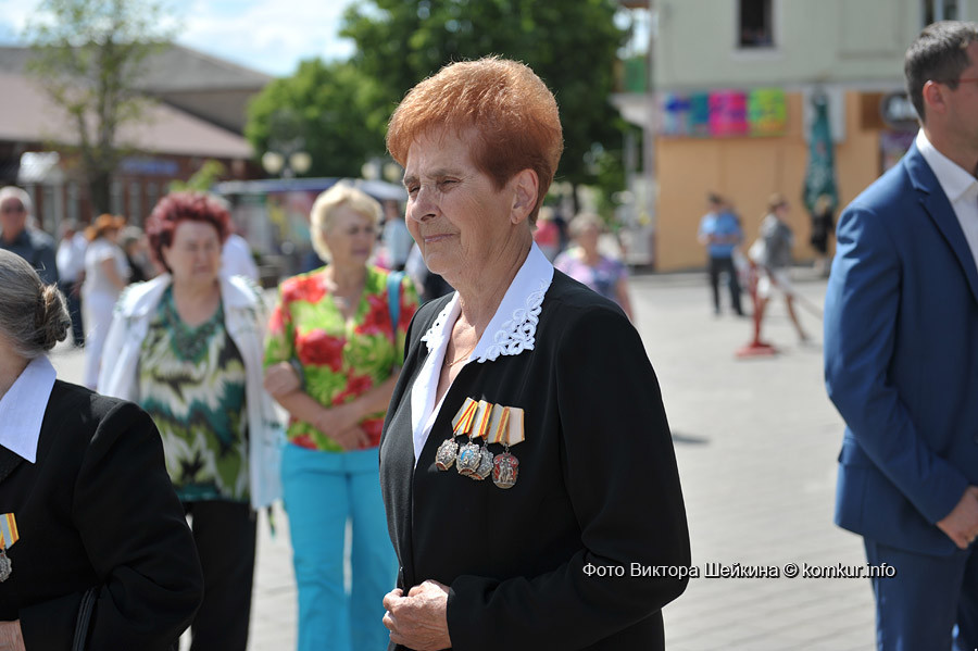 В понедельник, 29 июня, на площади Победы почтили память воинов, павших в боях за освобождение Бобруйска В понедельник, 29 июня, на площади Победы почтили память воинов, павших в боях за освобождение Бобруйска