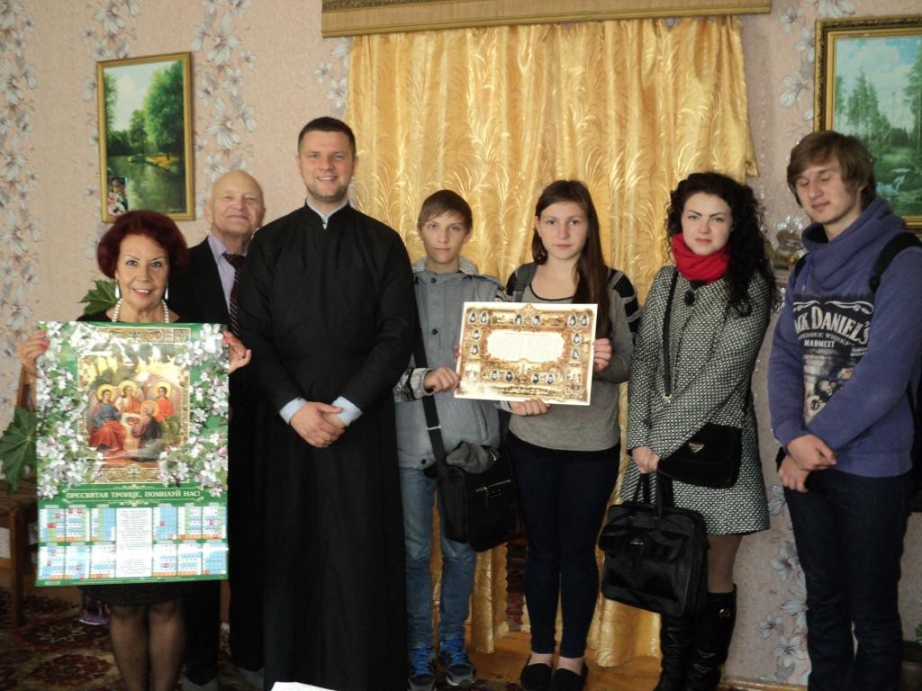 01 октября 2015 года специалистами «ТЦСОН Ленинского района г.Бобруйска» организована и проведена благотворительная акция, посвященная Дню пожилого человека.