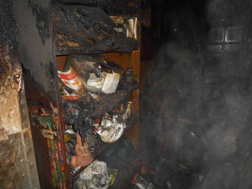 27 октября 2015 года в 18 ч. 59 мин. поступило сообщение о пожаре жилого дома, расположенного по адресу: г. Бобруйск, ул. Профсоюзов.