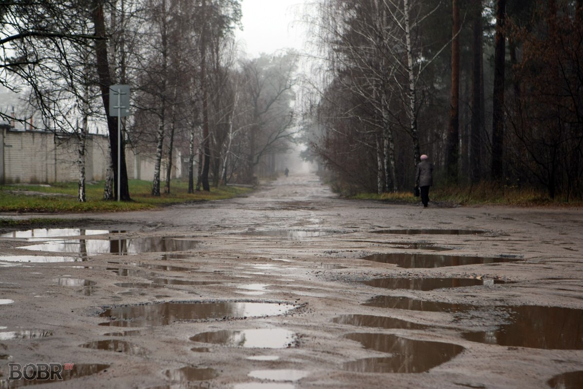 Жильё получили, а тропинку вытопчете Жильё получили, а тропинку вытопчете