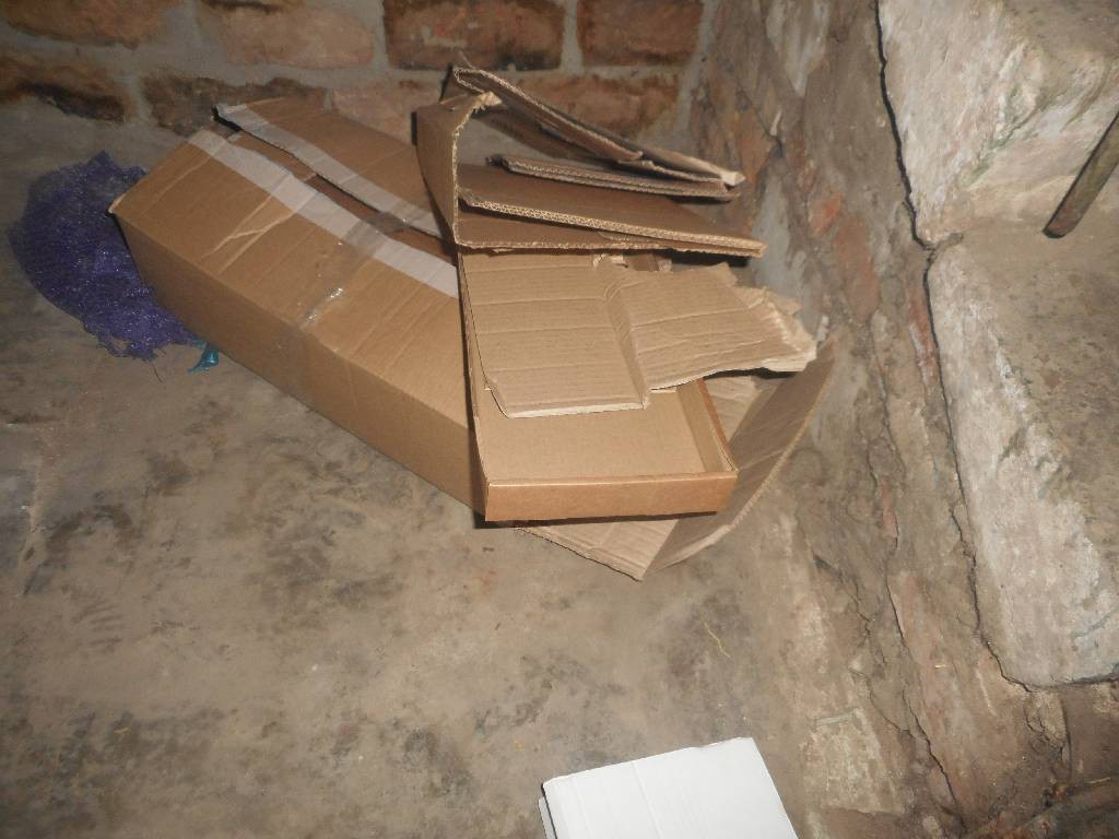 24 ноября 2015 года в 9.03 поступило сообщение о том, что по адресу: г. Бобруйск, ул. Интернациональная, д. 56, обнаружена подозрительная бесхозная коробка.