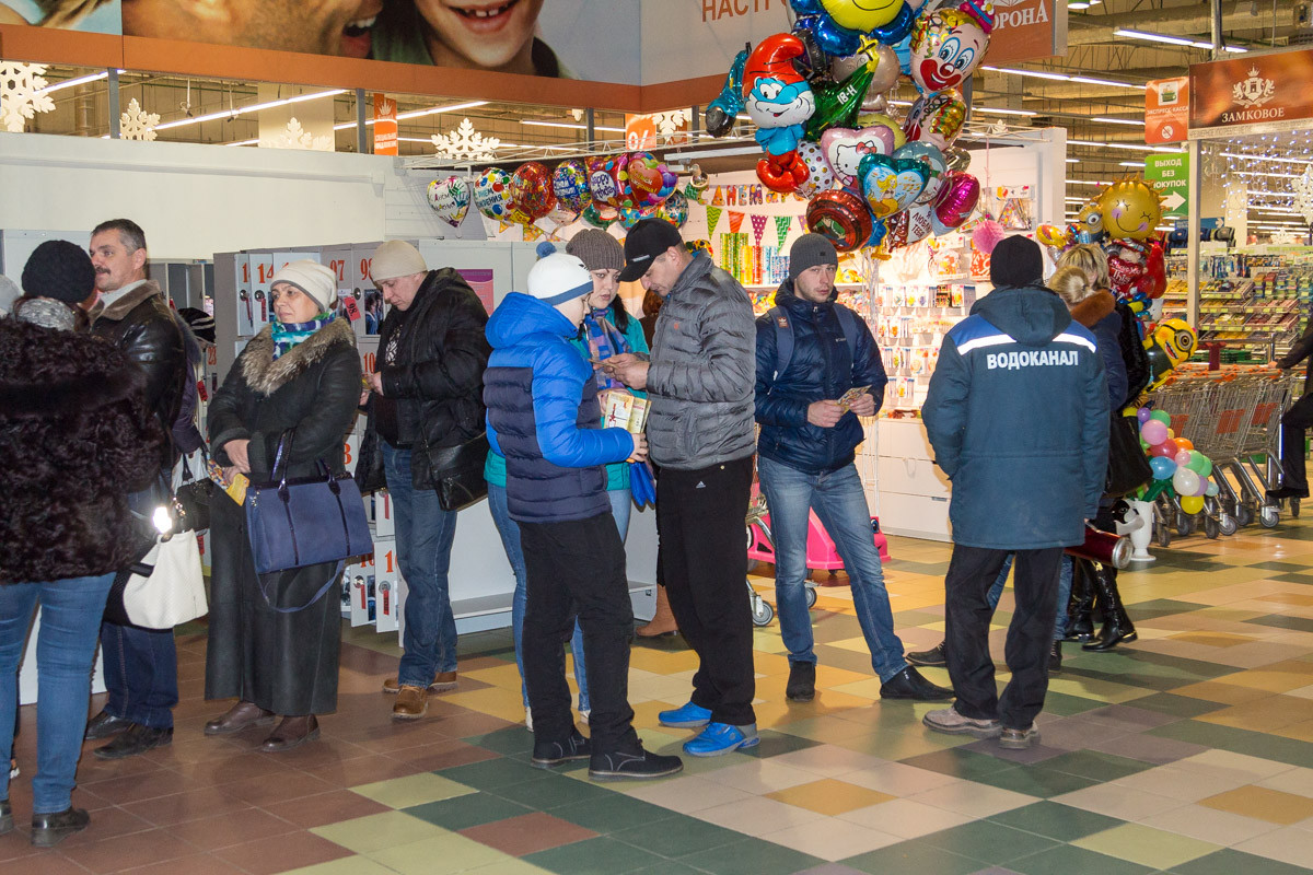 28 ноября в торговом центре «Корона» работники Бобруйского горрайотдела по ЧС приняли участие в проведении заключительного этапа акции «Не прожигай свою жизнь!».