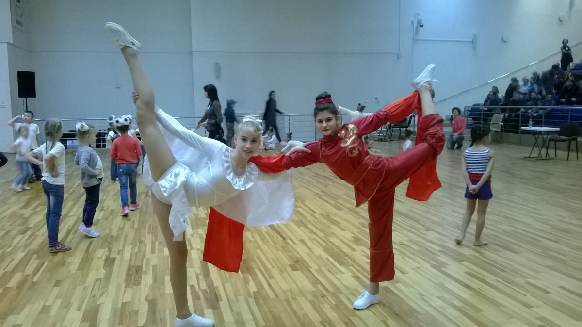 6 декабря 2015 года в Минске во Дворце борьбы им. А Медведя состоялся II Международный конкурс детской современной хореографии «ЗВЕЗДОЧКИ».