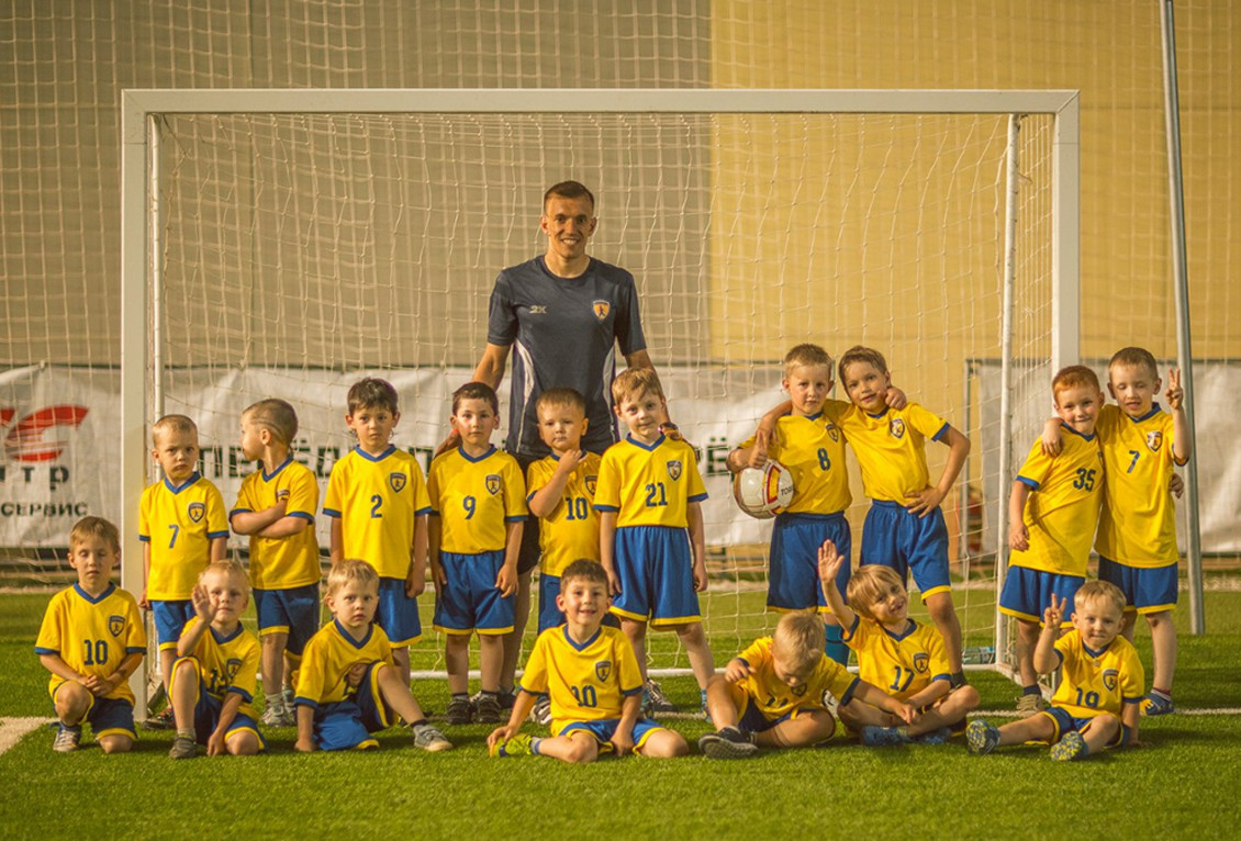 В Бобруйске открывается первая футбольная школа для детей от 3-х лет. 