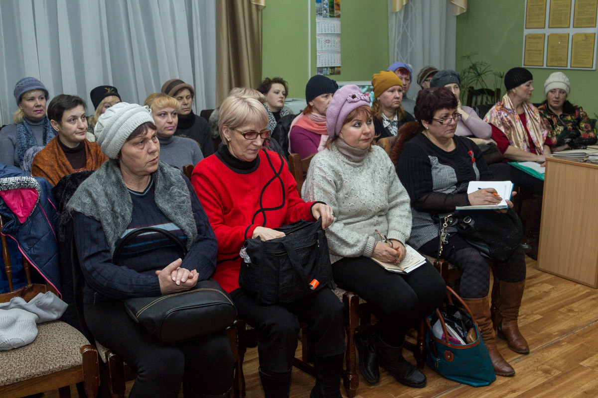 10 февраля в центре социального обслуживания населения Первомайского района г.Бобруйска, состоялась встреча работников Бобруйского горрайотдела по ЧС с работниками центра.