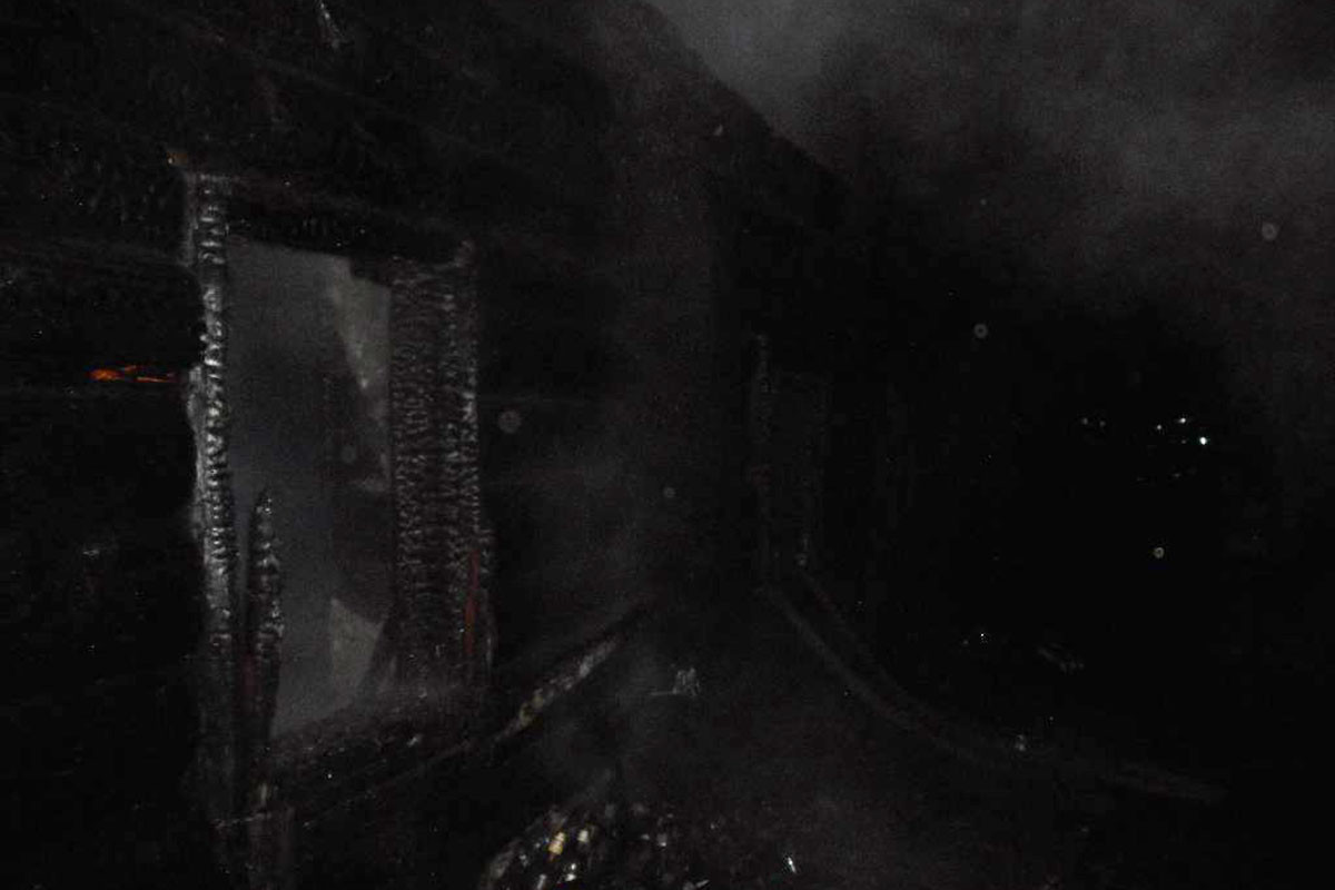 27 марта 2016 года в 03 ч. 14 мин. в центр оперативного управления Бобруйского горрайотдела по ЧС от гражданки С. поступило сообщение о пожаре жилого дома в деревне Макаровка Горбацевичского сельского совета.