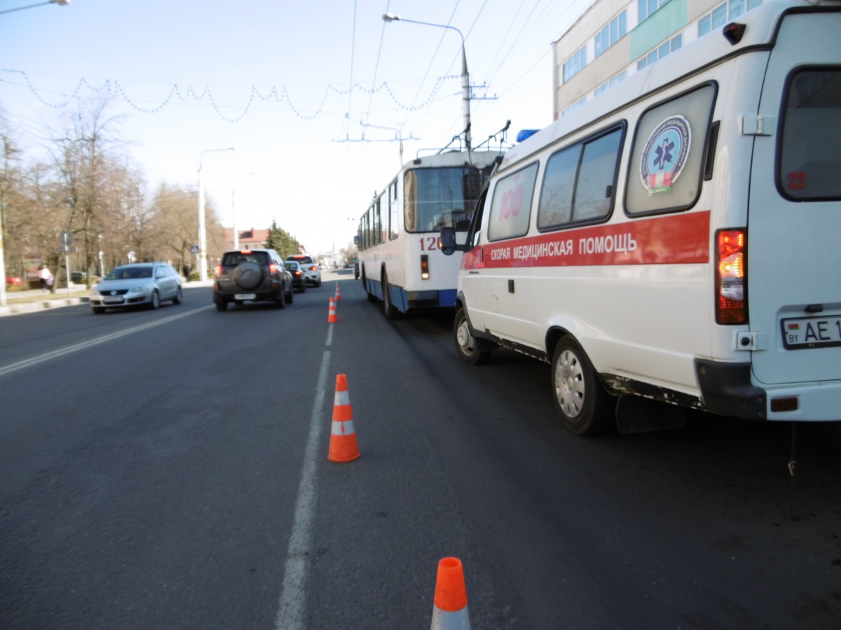 В Бобруйске произошло ДТП с участием троллейбуса.