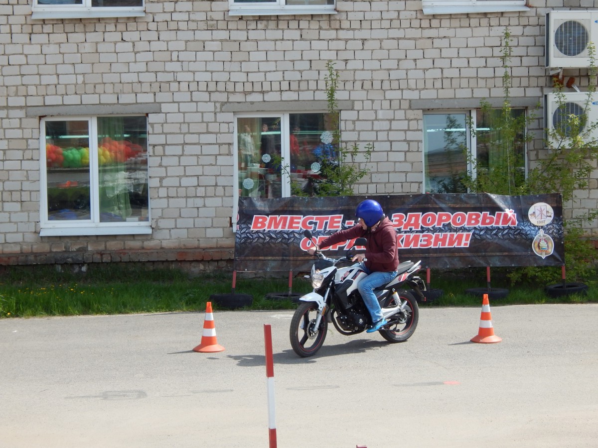 30 апреля 2016 года в Бобруйске прошла акция «Законопослушный мотоциклист – полноправный участник дорожного движения».