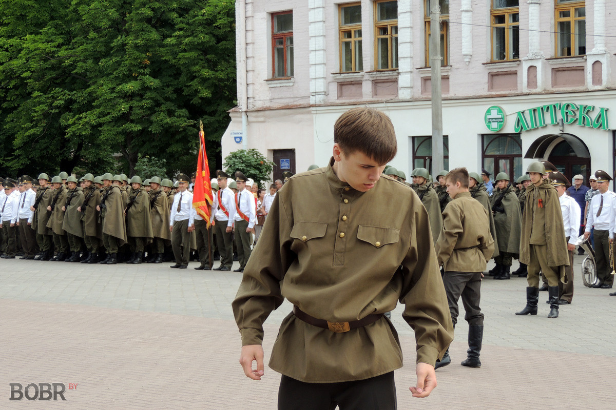 Бобруйчане отмечают 72-ю годовщину освобождения города от немецко-фашистских захватчиков Бобруйчане отмечают 72-ю годовщину освобождения города от немецко-фашистских захватчиков