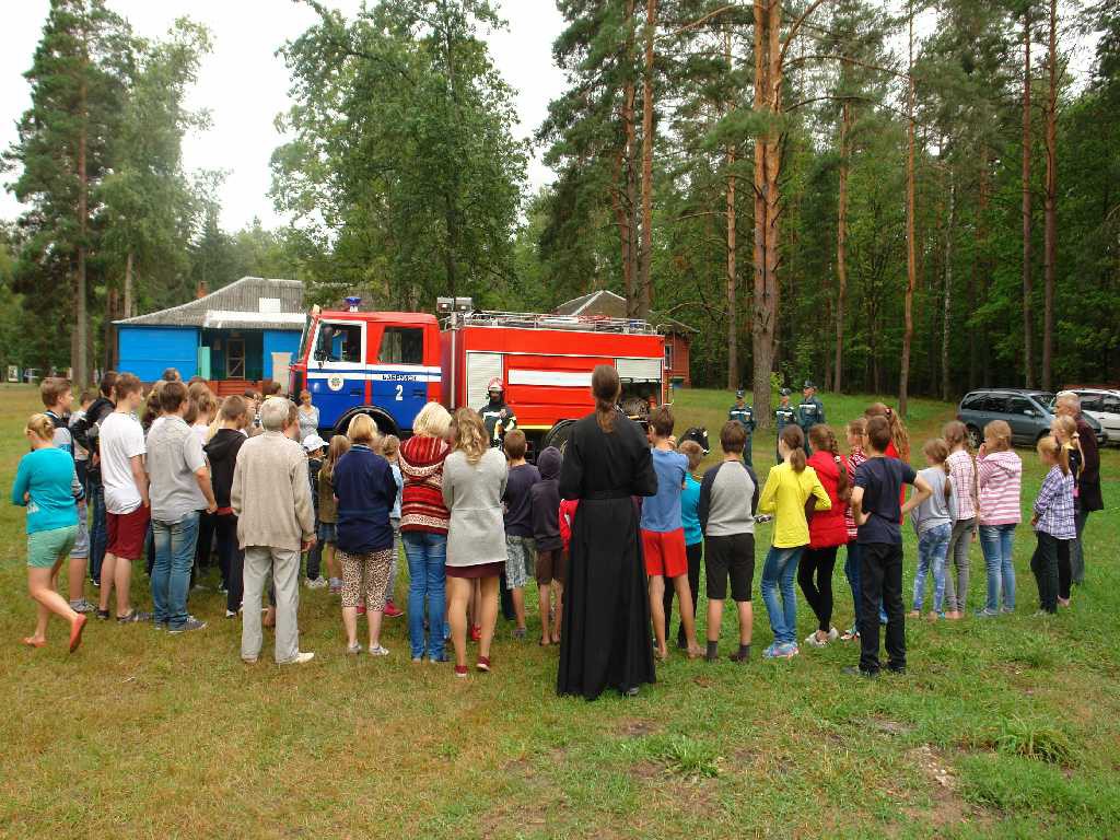 Каникулы без дыма и огня в летней православной школе.
