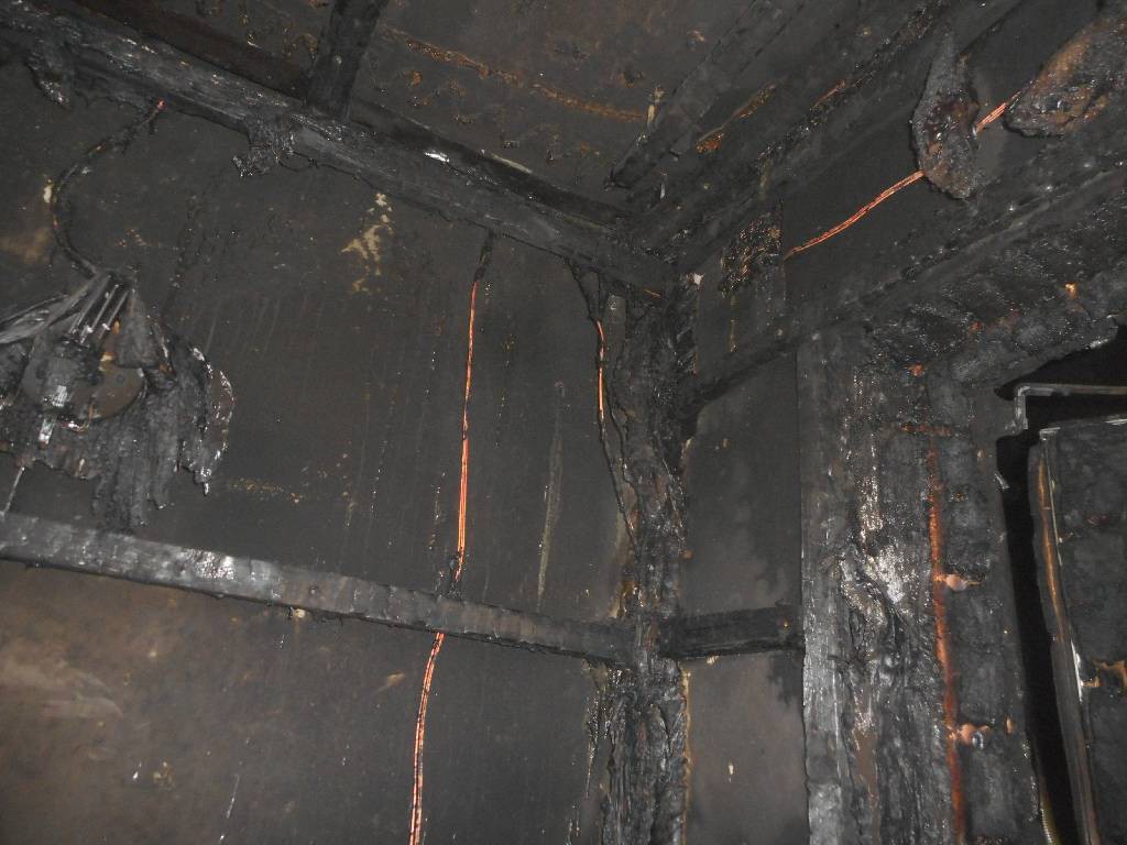 13 ноября в 10-18 на телефон «101» спасателям поступило сообщение о пожаре в квартире на проспекте Строителей г.Бобруйска.