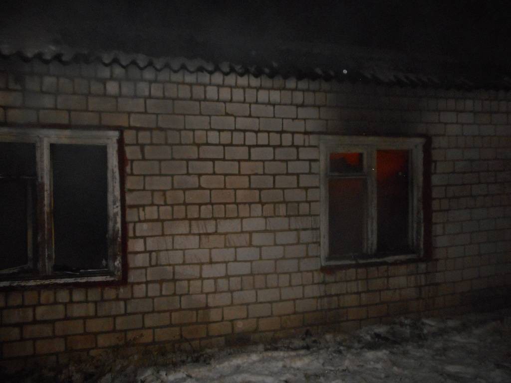 16 декабря 2016 в центр оперативного управления Бобруйского горрайотдела по чрезвычайным ситуациям поступило сообщение о пожаре в жилом доме в деревне Дойничево Бобруйского района.