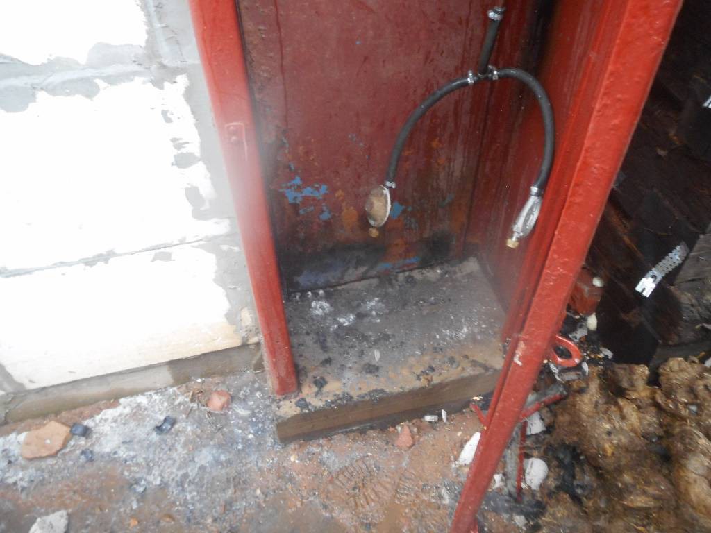 Днем 13 февраля 2017 года, спасателям на телефон «101», от хозяина частного домовладения по улице Колхозной в г. Бобруйске поступило сообщение о загорании дома.