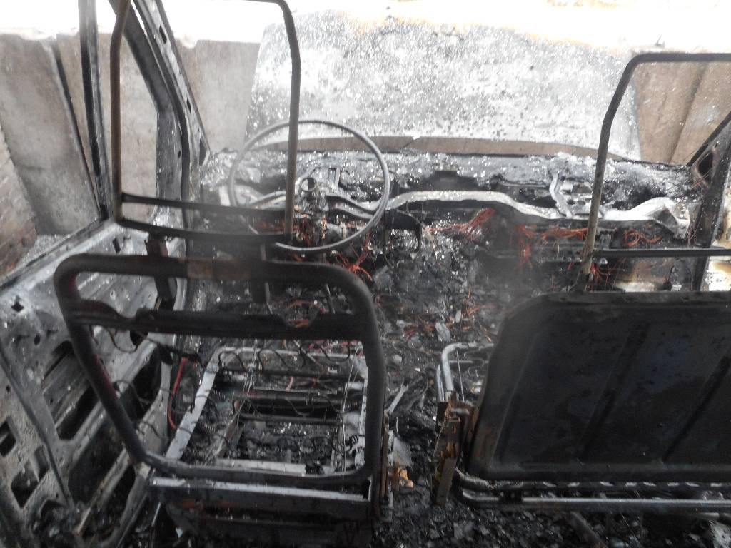 19 февраля 2017 поступило сообщение о пожаре в легковом автомобиле расположенном в гаражном кооперативе в г. Бобруйске.