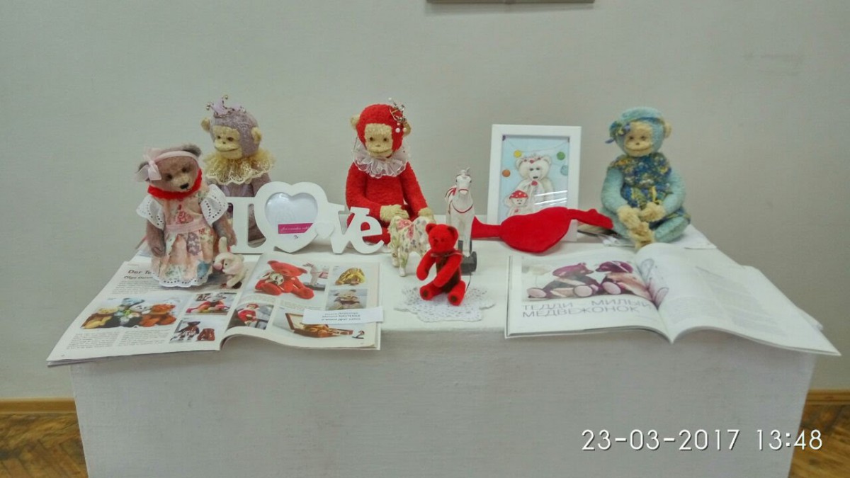 23 марта совершена экскурсия на выставку эксклюзивной авторской куклы в стиле «Тедди», в рамках проекта «Панна Долля», Бобруйский художественный музей.
