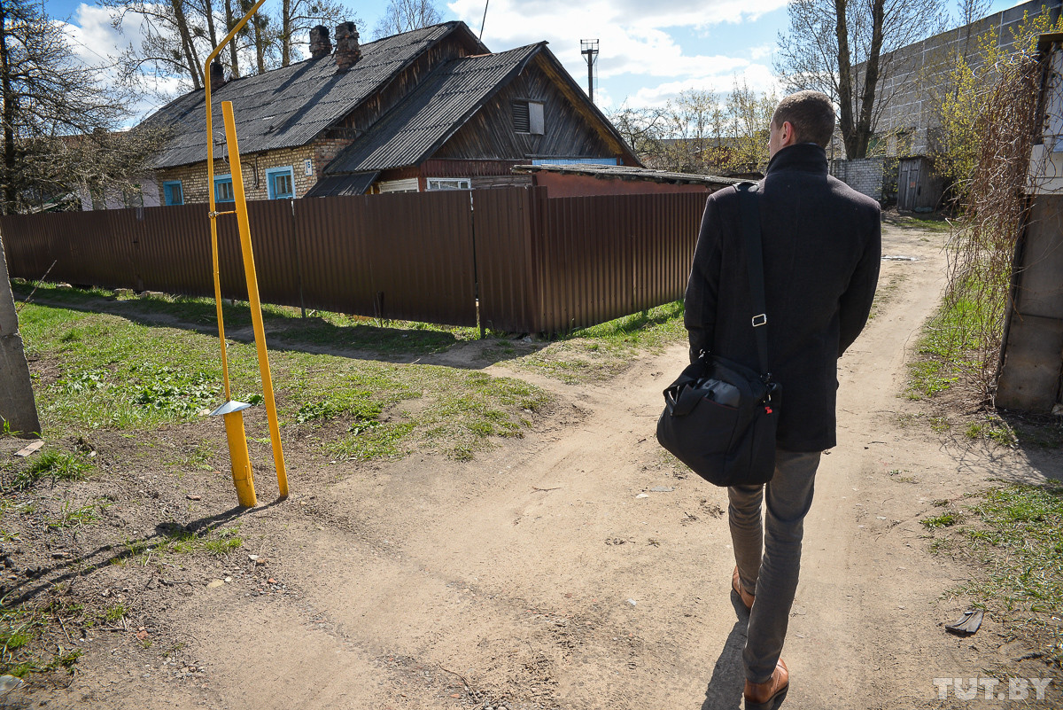 На дне. Как молодой папа-декретник помогает выжить бобруйским бомжам На дне. Как молодой папа-декретник помогает выжить бобруйским бомжам