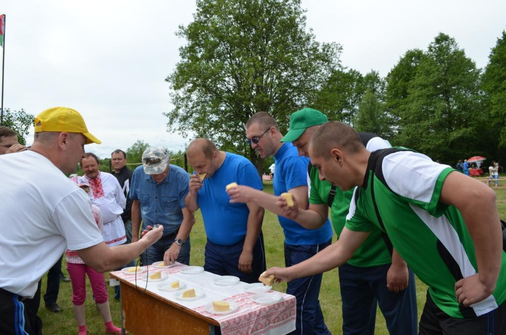 Команда руководителей УВД Бобруйского горисполкома заняло второе место в спартакиаде руководящего состава органов внутренних дел Могилевской области.