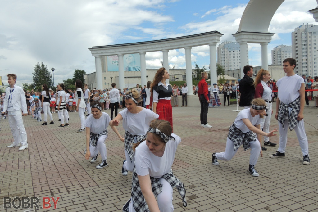 Молодежный парк торжественно открыли в Бобруйске Молодежный парк торжественно открыли в Бобруйске