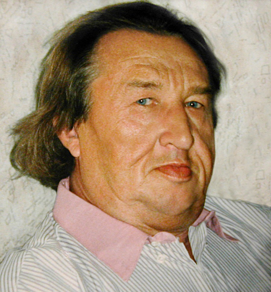 «Презумпция талантливости» — так Юрий Никифоров назвал свою теорию, считая, что художником может стать каждый. «Презумпция талантливости» — так Юрий Никифоров назвал свою теорию, считая, что художником может стать каждый.