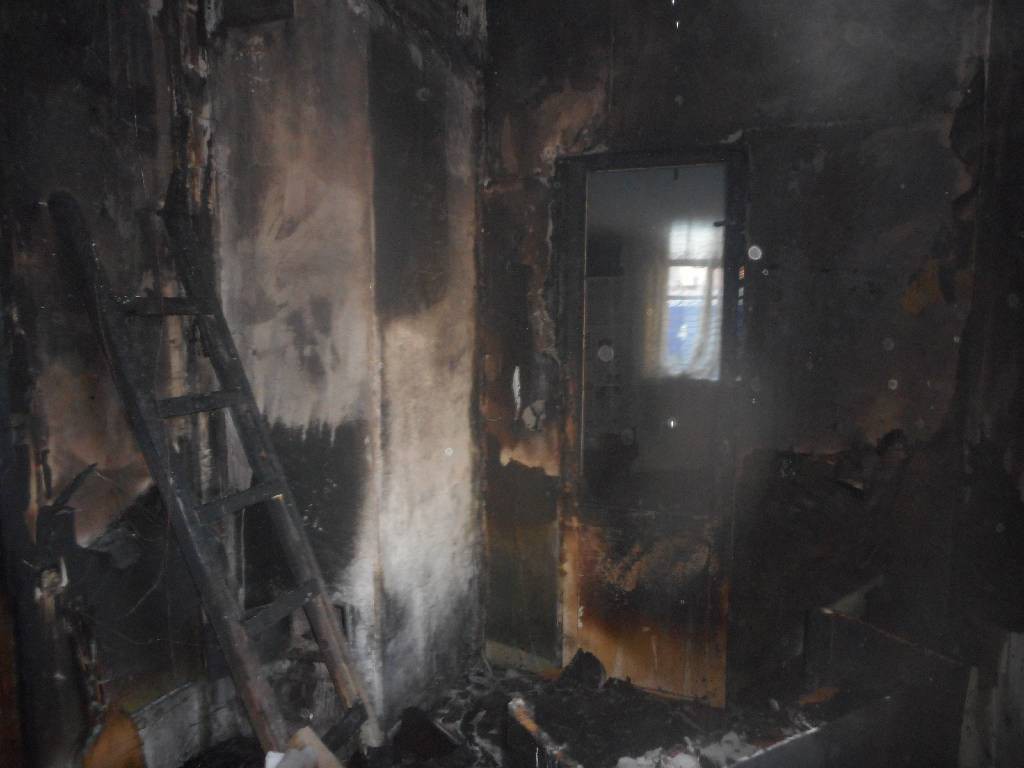 Рано утром 4 сентября 2017 года поступило сообщение о пожаре в строении жилого дома расположенного по улице Комбинатской в г. Бобруйске.