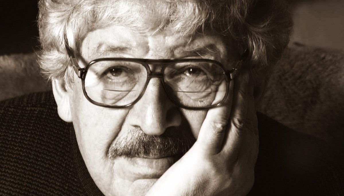 Лауреат многих международных журналистских и кинопремий. Лауреат Союза журналистов СССР. Член Президиума Евразийской академии телевидения и радио. В Австралии на 82-м году жизни скончался писатель, режиссер, кинодраматург, путешественник Сол (Соломон Шульман). Лауреат многих международных журналистских и кинопремий. Лауреат Союза журналистов СССР. Член Президиума Евразийской академии телевидения и радио. В Австралии на 82-м году жизни скончался писатель, режиссер, кинодраматург, путешественник Сол (Соломон Шульман).