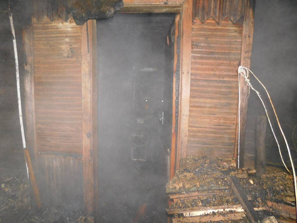 Вечером 21 октября 2017 года поступило сообщение о пожаре бани, расположенной в СТ «Осовская поляна» пос. Прогресс Горбацевичского сельсовета Бобруйского района.