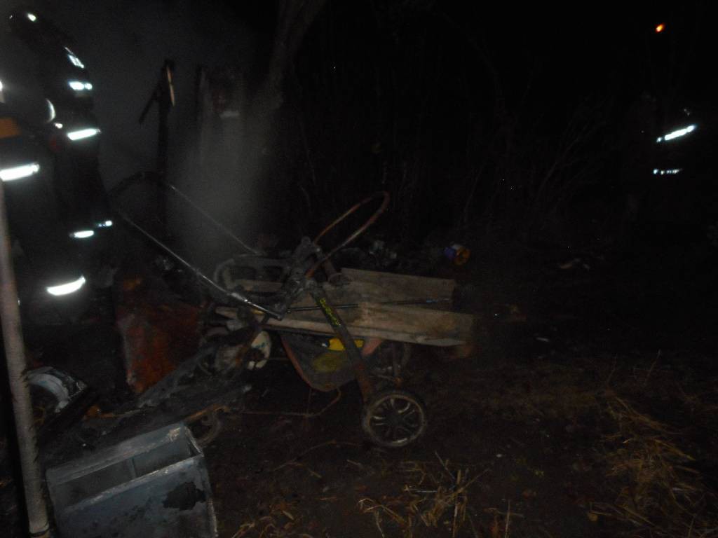 Вечером 9 ноября поступило сообщение о пожаре жилого строения в поселке Туголица Слободковского сельсовета Бобруйского района.