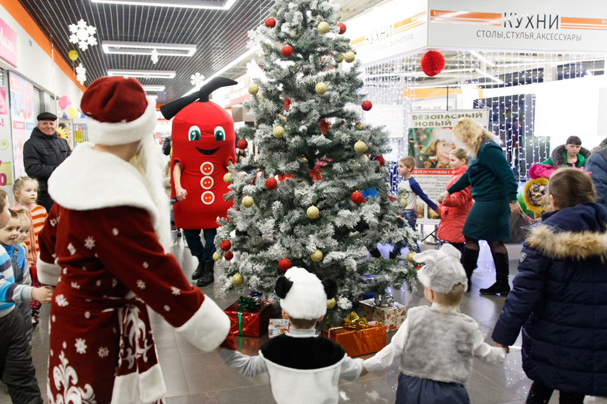 Республиканская акция «Безопасный Новый год!», а точнее ее 4-й этап прошел в торговом центре «Карусель» в г. Бобруйске.