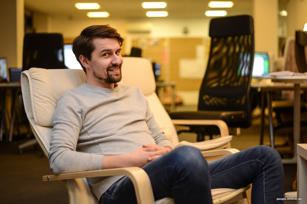 Александр Чернухо — журналист Onliner.by. Любит аргументы и логику. Не любит, когда много экспертов. Александр Чернухо — журналист Onliner.by. Любит аргументы и логику. Не любит, когда много экспертов.