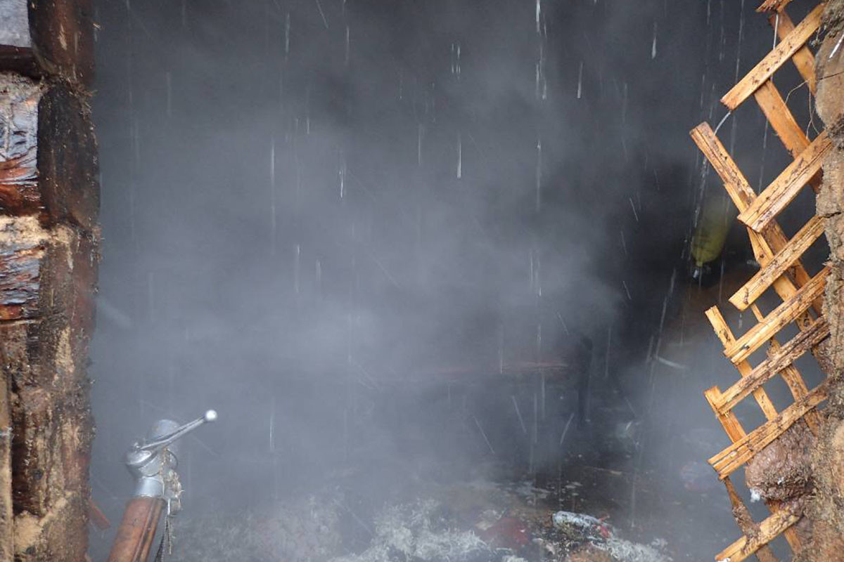 Утром 28 февраля поступило сообщение о загорании жилого дома по переулку Дачному в г. Бобруйске.