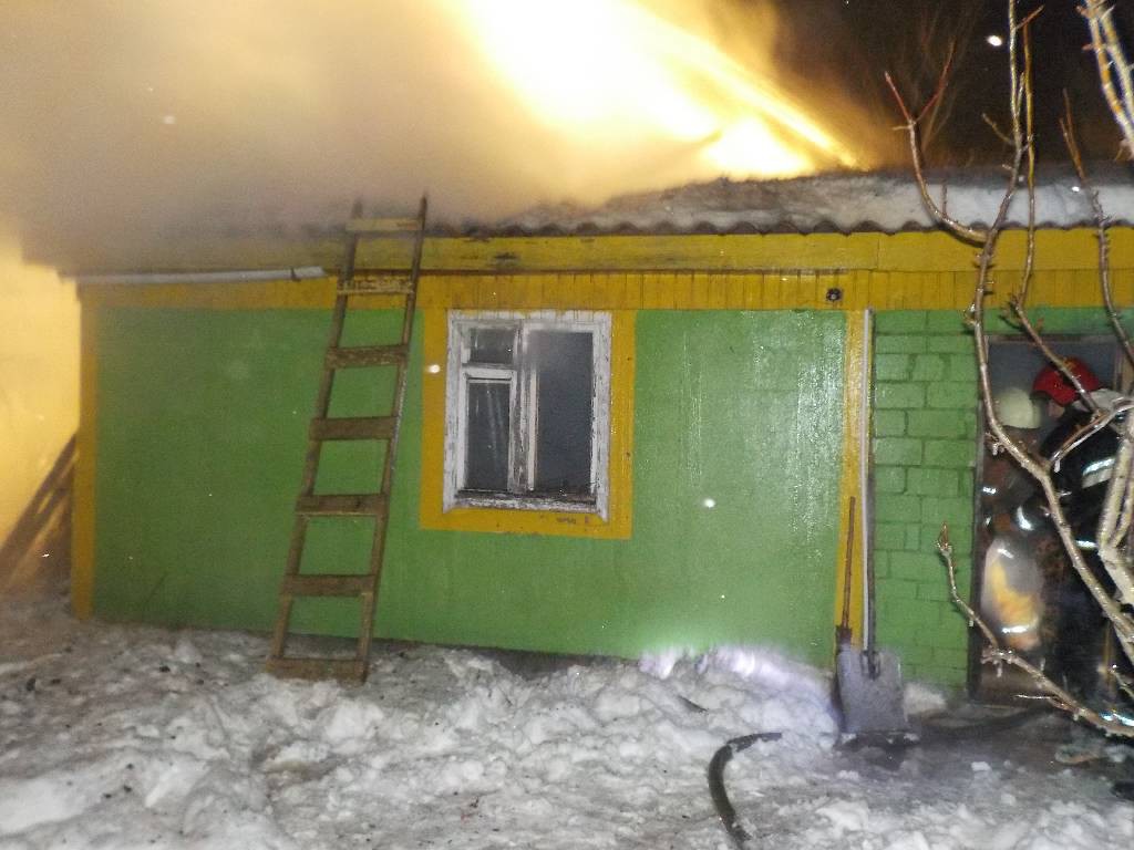 2 марта вечером в центр оперативного управления Бобруйского ГРОЧС поступило сообщение о пожаре жилого дома в деревне Подъясенка Сычковского сельсовета Бобруйского района.