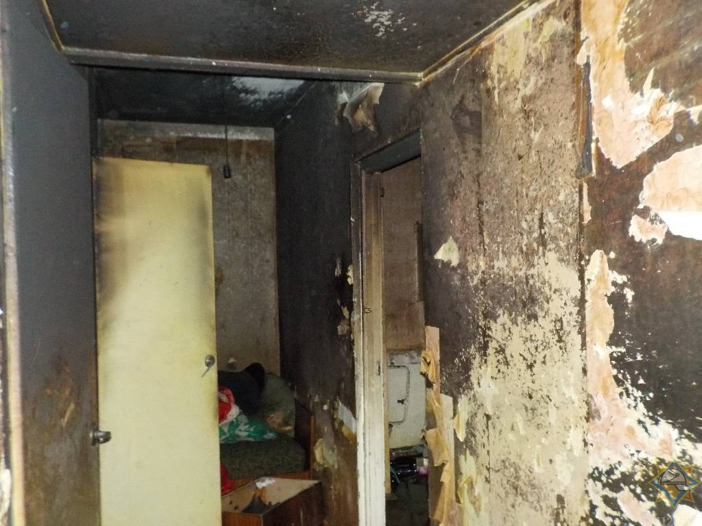 В 00.47 30 марта бобруйским спасателям поступило сообщение о пожаре в квартире по улице Рокоссовского в Бобруйске.