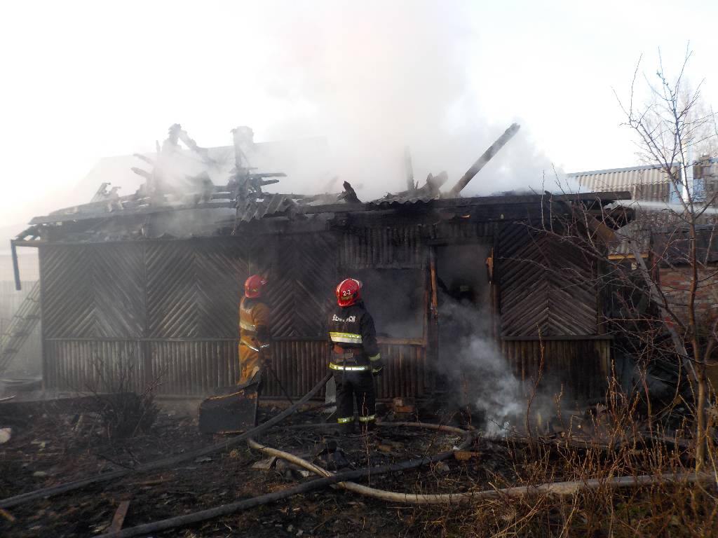 Субботним вечером в центр оперативного управления Бобруйского ГРОЧС поступило сообщение о пожаре бани по 1-ому переулку Дальнему в Бобруйске. О пожаре сообщил сосед.
