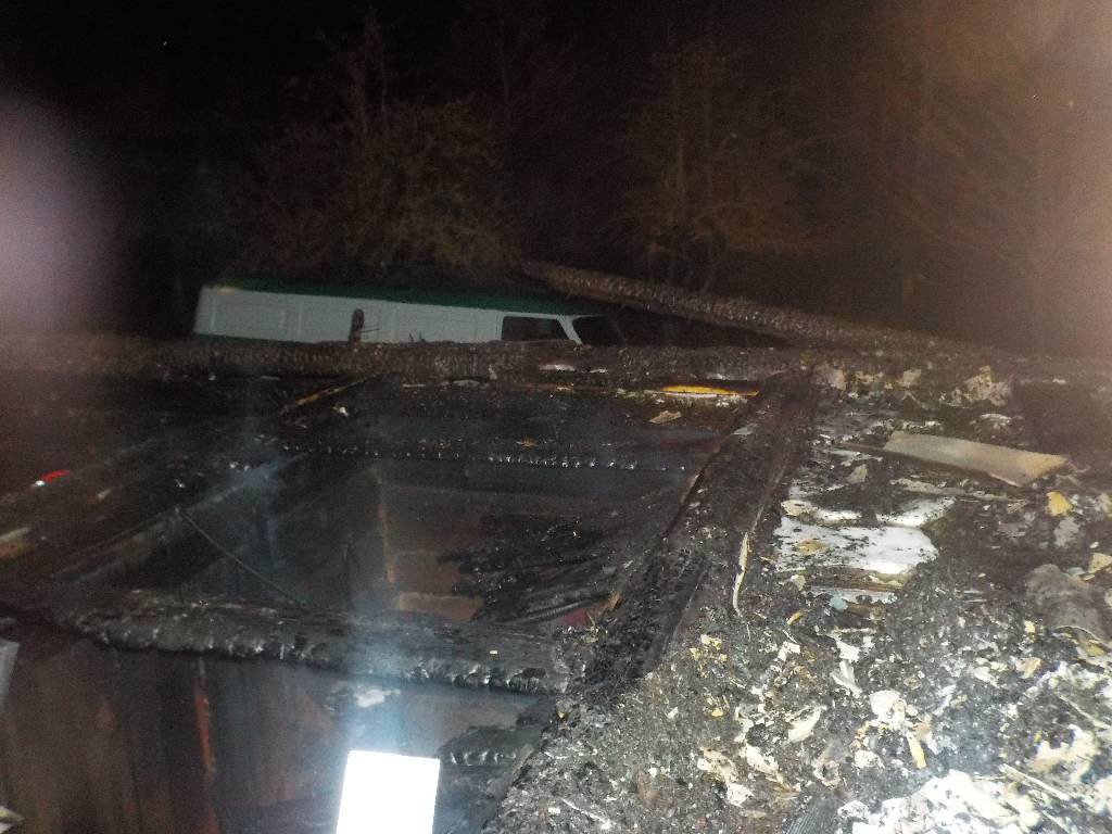 22 апреля 2018 года в 01-29 поступило сообщение о загорании бани на территории частного домовладения в пос. Черепичном в г. Бобруйске.
