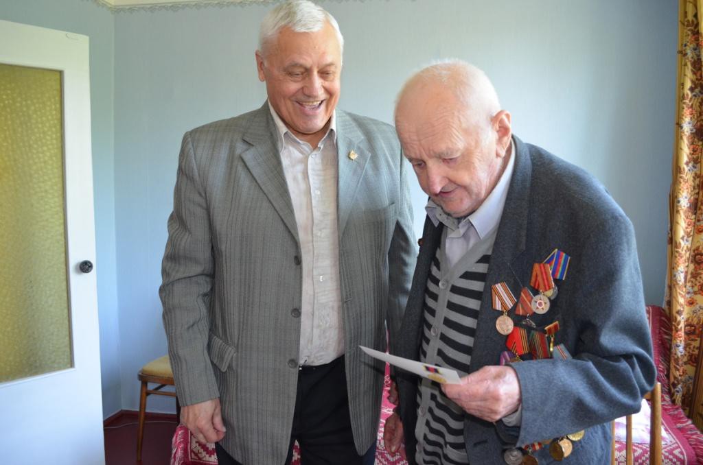 Руководство Бобруйской милиции поздравило ветеранов милиции - участников Великой Отечественной войны.