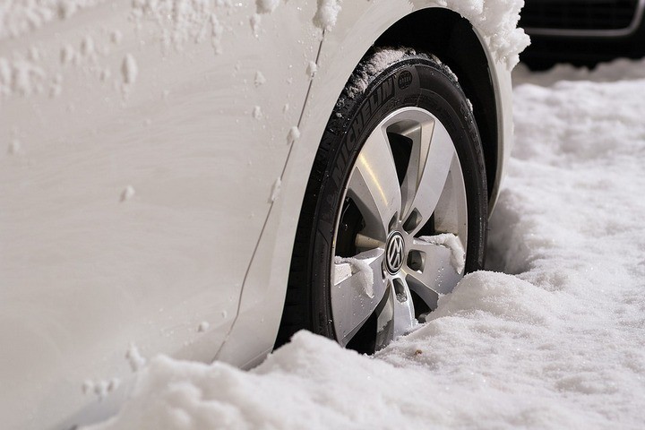 Советы экспертов: могут ли всесезонные шины заменить зимние