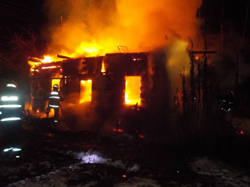 1 декабря 2018 года в 22-55 спасателям поступило сообщение о загорании дачного дома в садовом товариществе «Швейник» Бобруйского района.