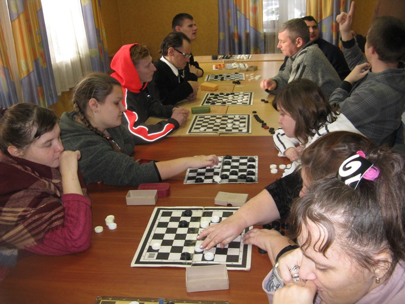 В Бобруйске прошли соревнования по шашкам
