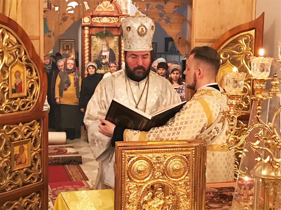 В Неделю 34-ю по Пятидесятнице епископ Серафим совершил Божественную литургию в Сретенском храме Бобруйска В Неделю 34-ю по Пятидесятнице епископ Серафим совершил Божественную литургию в Сретенском храме Бобруйска