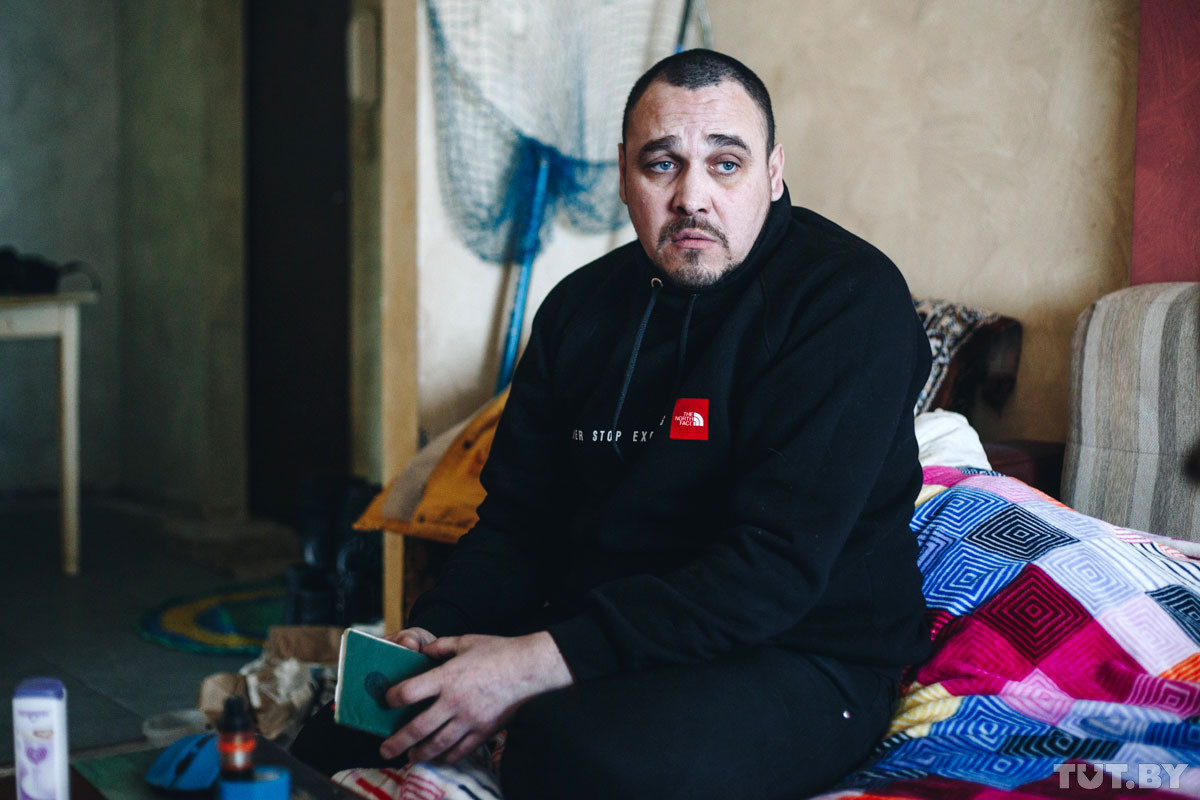 «В России за 2 месяца с небольшим получил 2700 долларов». Как живет самый «тунеядский» город страны «В России за 2 месяца с небольшим получил 2700 долларов». Как живет самый «тунеядский» город страны