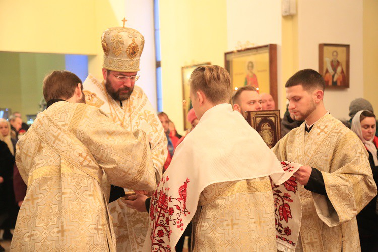 В день отдания праздника Богоявления епископ Серафим совершил Божественную литургию в Никольском соборе Бобруйска В день отдания праздника Богоявления епископ Серафим совершил Божественную литургию в Никольском соборе Бобруйска