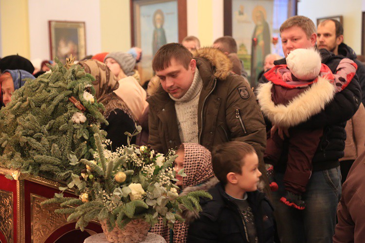 В день отдания праздника Богоявления епископ Серафим совершил Божественную литургию в Никольском соборе Бобруйска В день отдания праздника Богоявления епископ Серафим совершил Божественную литургию в Никольском соборе Бобруйска
