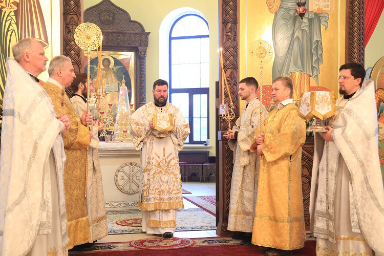 В день отдания праздника Богоявления епископ Серафим совершил Божественную литургию в Никольском соборе Бобруйска В день отдания праздника Богоявления епископ Серафим совершил Божественную литургию в Никольском соборе Бобруйска
