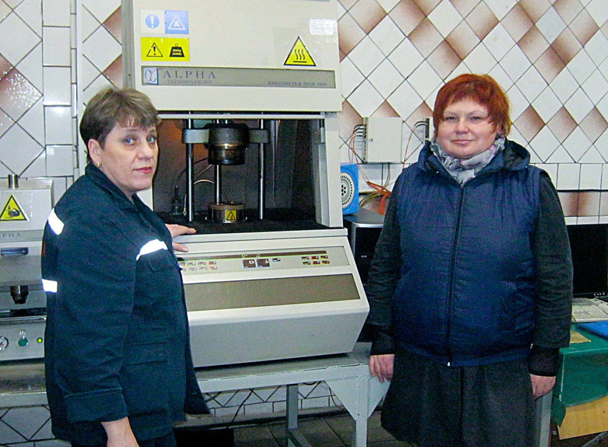В такие же февральские дни 1989 года начала работать контрольная лаборатория подготовительного цеха ЗСКГШ ОАО «Белшина», значит это структурное подразделение «Белшины» отмечает 30-летний юбилей. В такие же февральские дни 1989 года начала работать контрольная лаборатория подготовительного цеха ЗСКГШ ОАО «Белшина», значит это структурное подразделение «Белшины» отмечает 30-летний юбилей.