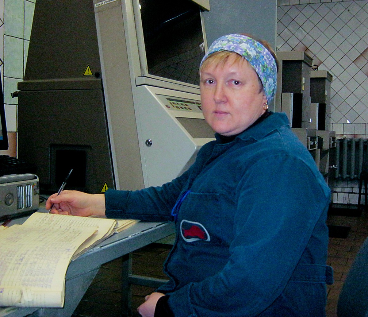 В такие же февральские дни 1989 года начала работать контрольная лаборатория подготовительного цеха ЗСКГШ ОАО «Белшина», значит это структурное подразделение «Белшины» отмечает 30-летний юбилей. В такие же февральские дни 1989 года начала работать контрольная лаборатория подготовительного цеха ЗСКГШ ОАО «Белшина», значит это структурное подразделение «Белшины» отмечает 30-летний юбилей.