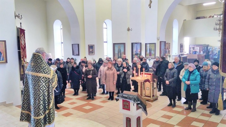 Совершена первая в текущем Великом посту Литургия Преждеосвященных Даров Совершена первая в текущем Великом посту Литургия Преждеосвященных Даров
