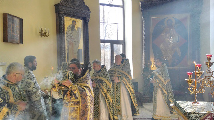Совершена первая в текущем Великом посту Литургия Преждеосвященных Даров Совершена первая в текущем Великом посту Литургия Преждеосвященных Даров