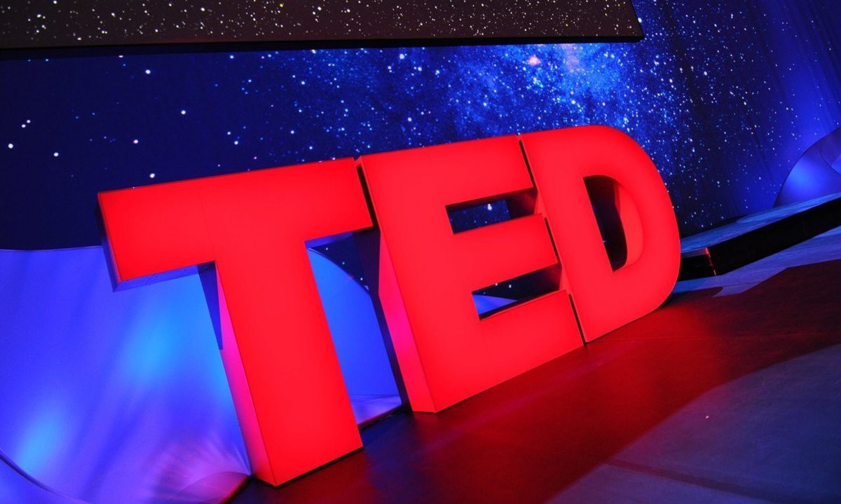 ТОП-5 конференций TED Talks, рекомендованных BOBR.by ТОП-5 конференций TED Talks, рекомендованных BOBR.by